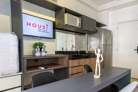 City Studio | Private kitchen | Fridge, microwave, espresso maker