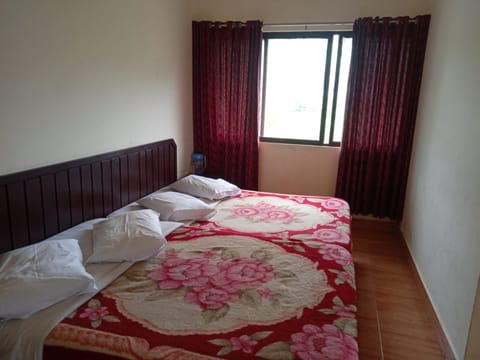 Superior Quadruple Room | Desk, soundproofing, free WiFi, bed sheets