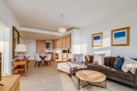 Apartment | 2 bedrooms, Internet