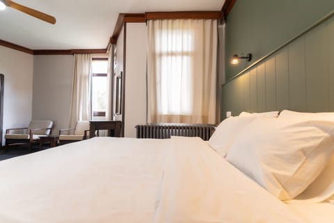 Standard Double or Twin Room, 1 Bedroom | In-room safe, soundproofing, iron/ironing board, free WiFi