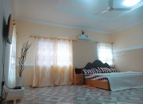 Classic Single Room | In-room safe, individually decorated, individually furnished