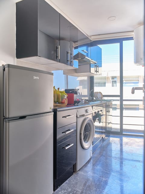 Superior Apartment | Private kitchen | Fridge, oven, stovetop, espresso maker