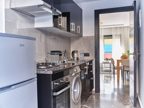 Standard Apartment | Private kitchen | Fridge, oven, stovetop, espresso maker