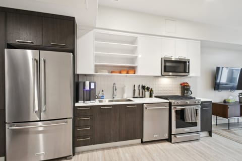 Condo, Multiple Beds, Kitchen, Mountain View (unit 207) | Private kitchen