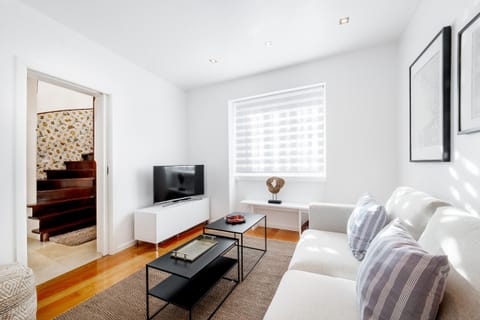 Townhome | Living area