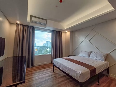 Deluxe Room | Premium bedding, desk, laptop workspace, free WiFi