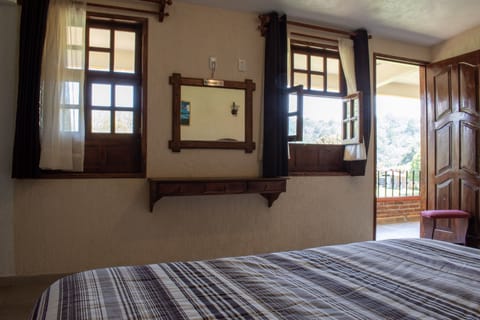 Quadruple Room | Iron/ironing board, bed sheets