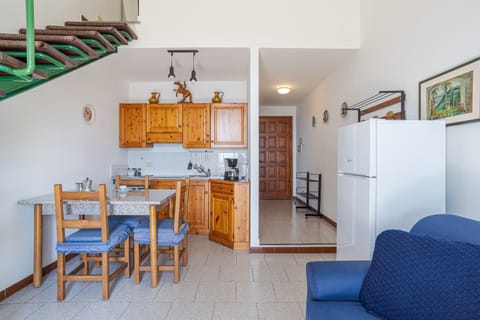 Honeymoon Apartment, 1 Bedroom, Mountainside (CO.RI. Appartamenti 2) | Dining