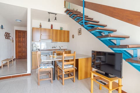 Honeymoon Apartment, 1 Bedroom, Mountainside (CO.RI. Appartamenti 3) | Private kitchen | Fridge, microwave, stovetop, coffee/tea maker