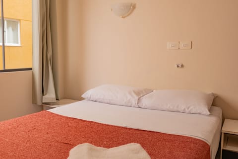 Double or Twin Room | Minibar, free WiFi, bed sheets