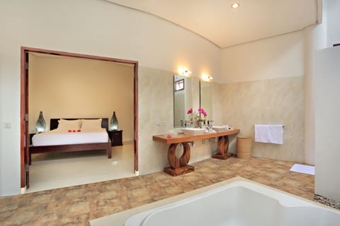 Luxury Villa, 2 Bedrooms, Ocean View | In-room safe, iron/ironing board, free WiFi, bed sheets