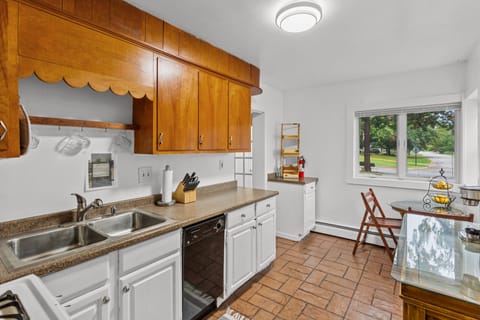 Apartment | Private kitchen | Full-size fridge, microwave, oven, stovetop