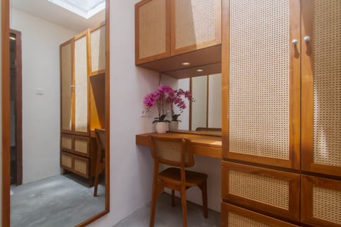 Deluxe Double Room | Minibar, desk, free WiFi, bed sheets