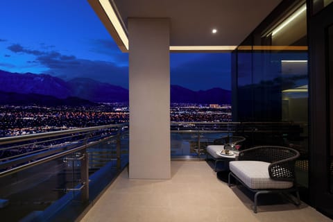 Terrace King Suite | Balcony