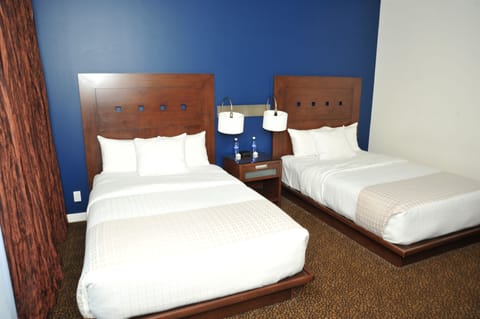 Room, 1 Double Bed (Earth) | Premium bedding, pillowtop beds, minibar, in-room safe