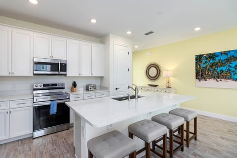 Luxury Townhome | Private kitchen