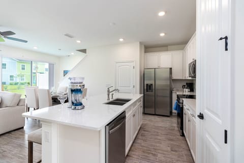 Luxury Townhome | Private kitchen