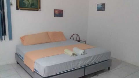 Classic Single Room | Soundproofing, free WiFi, bed sheets