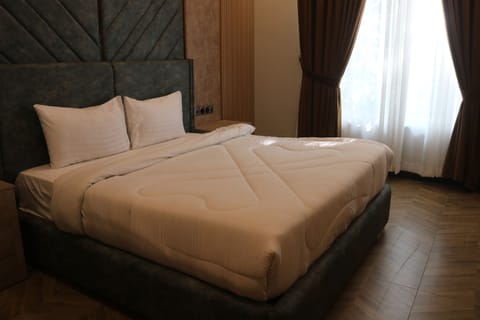 Standard Double Room | Free WiFi