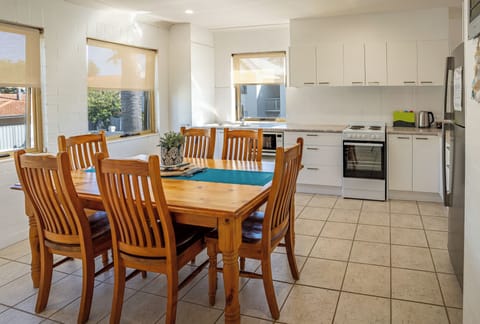 Standard Apartment (1) | Private kitchen | Full-size fridge, microwave, oven, stovetop