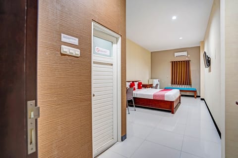 Deluxe Double Room | Laptop workspace, free WiFi, bed sheets