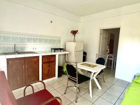 Economy Apartment | Private kitchen