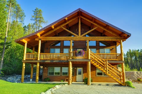 Glacier View Vacation Home | Individually decorated, individually furnished, iron/ironing board