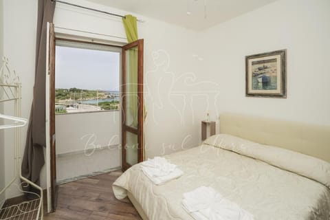 Room, 1 Bedroom, Balcony, City View | 1 bedroom