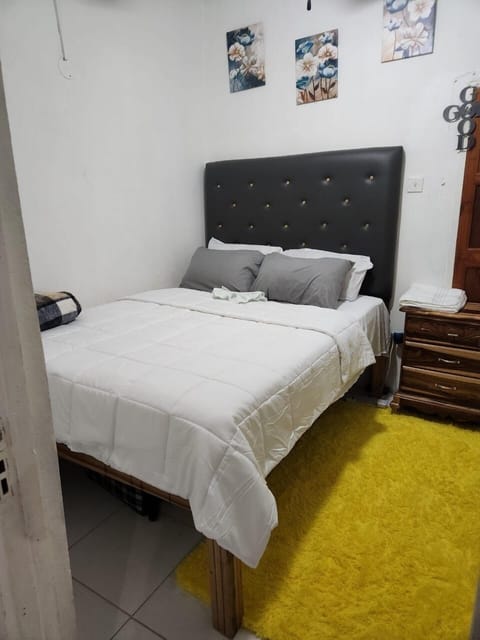 Comfort Apartment, 1 Queen Bed with Sofa bed | In-room safe, iron/ironing board, free WiFi