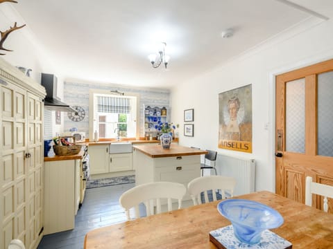 Fridge, dishwasher, electric kettle, toaster