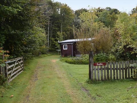 Chalet | Property grounds