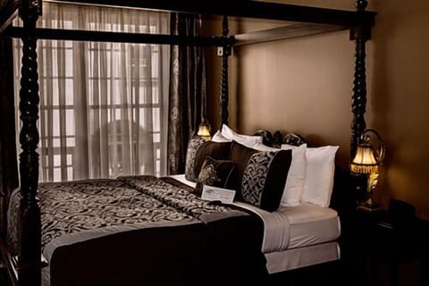 1 bedroom, premium bedding, individually decorated, blackout drapes