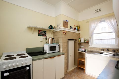 Traditional House | Private kitchen