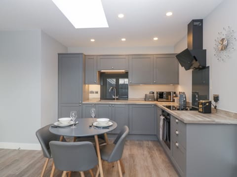 Fridge, dishwasher, electric kettle, toaster