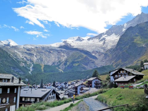 Azurit Apartment in Saas-Fee