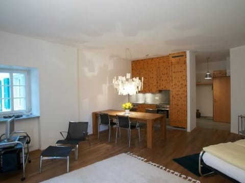 Residenz Alpenrose25 Apartment in Samedan