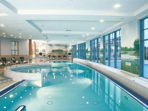 Pool Indoor