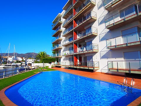 Cap Mestral Apartment in Roses