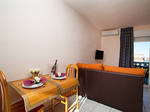 Royal Delta Apartment in Montsià