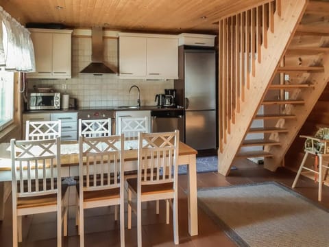 Antin mökki Vacation rental in Norrbotten County, Sweden