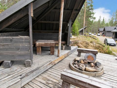 Pyhänkarhu 4 House in Rovaniemi