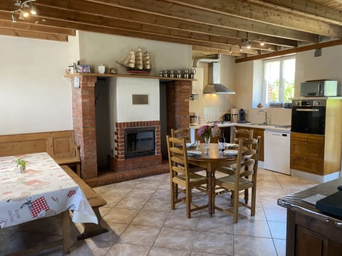 Kitchen / Dining Room
