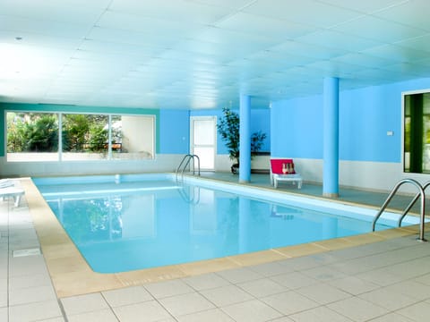 Pool Indoor