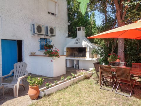 La maison d'Adélaïde Apartment in Saintes-Maries-de-la-Mer