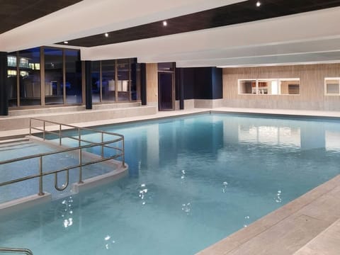 Pool Indoor