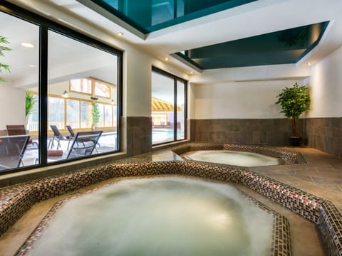 Pool Indoor