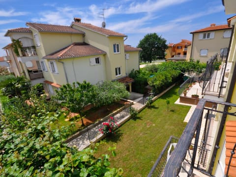 für 2 Personen 30 m2 in Novigrad, Istrien Apartment in Novigrad