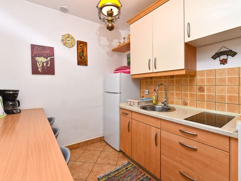 Apartment 2381 Apartment in Fažana