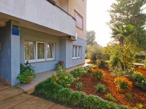 Apartment 1389 Apartment in Fažana