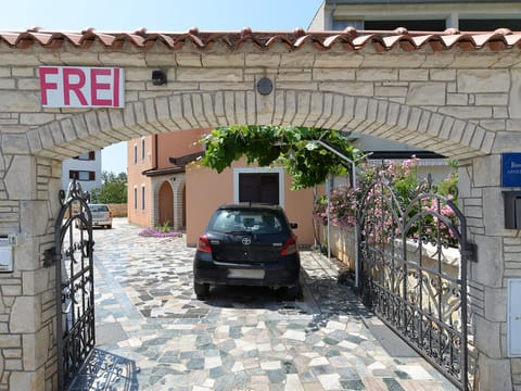 Apartment 2145 Apartment in Fažana